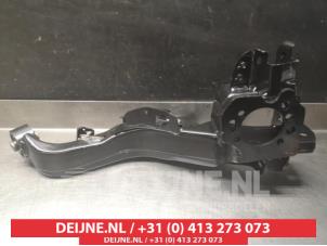 Nissan Qashqai Draagarm links-achter O9990007374 foto 2