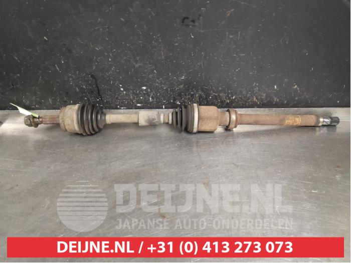 Mitsubishi Colt Aandrijfas rechts-voor O398339