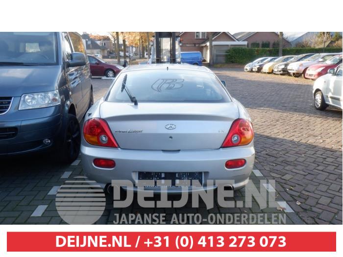 Hyundai Coupe Achterlicht links O398359