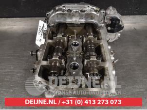 Subaru Forester Cylinder head O398422 photo 3