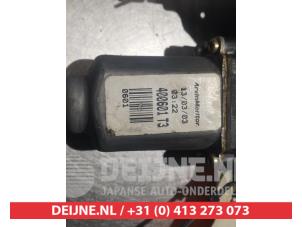 Nissan Primera Ruitmechaniek 4Deurs links-achter O290423 foto 3