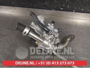 Honda Civic Thermostat housing O398595 photo 2