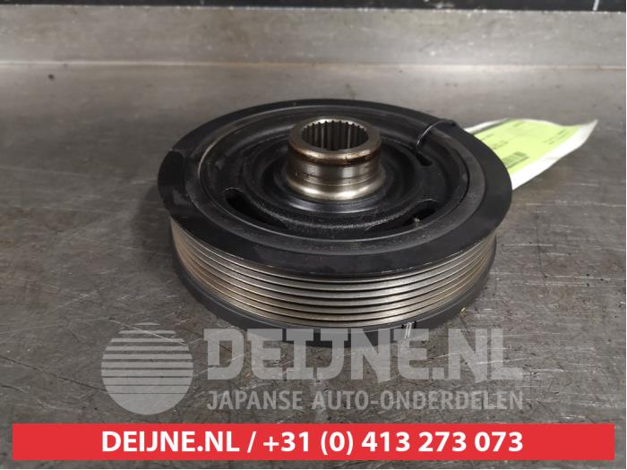 Gebruikte Poelie Krukas Honda Civic (FK6/7/8/9) 1.0i VTEC Turbo 12V Prijs € 35,00 Margeregeling aangeboden door V.Deijne Jap.Auto-onderdelen BV