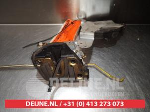 Daihatsu Young RV Door lock mechanism 4-door, front left O279760 photo 4