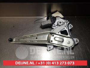 Daihatsu Sirion Ruitmechaniek 4Deurs links-achter O290790 foto 2