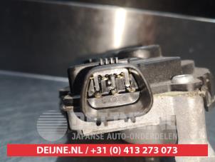 Daihatsu Sirion Front wiper motor O349139 photo 4