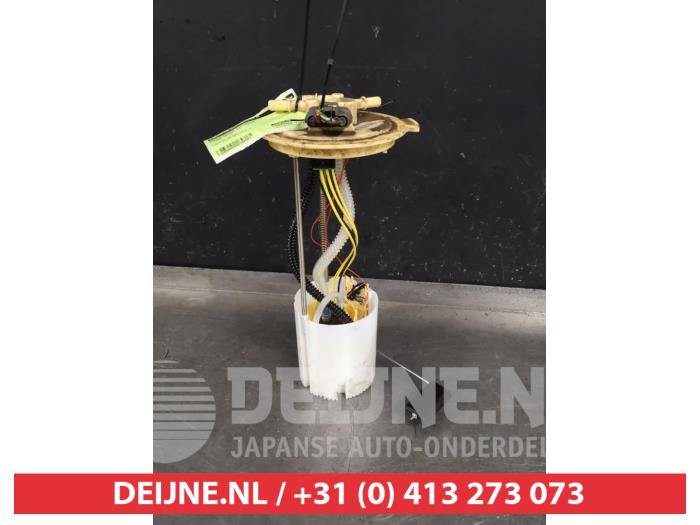 Gebruikte Tank element Pomp Nissan NP 300 Navara (D23) 2.3 dCi 16V 4x4 Prijs € 125,00 Margeregeling aangeboden door V.Deijne Jap.Auto-onderdelen BV