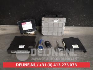 Toyota Auris Engine management computer O399653 photo 2