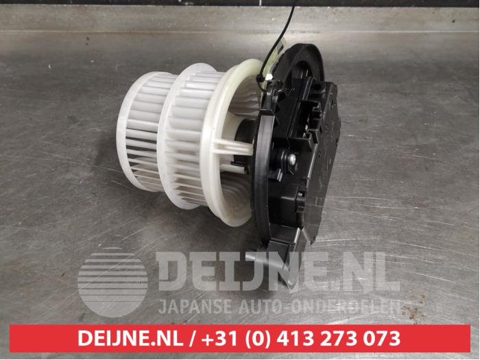 Lexus IS Kachel Ventilatiemotor O399891