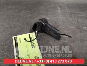 Gebruikte Luchthoeveelheidsmeter Lexus IS (E3) 300h 2.5 16V Prijs € 15,00 Margeregeling aangeboden door V.Deijne Jap.Auto-onderdelen BV