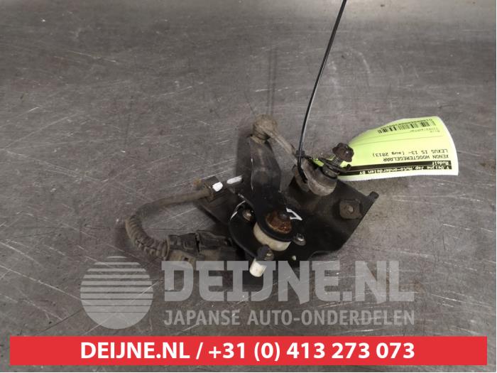 Lexus IS Xenon Höhenregler O399898