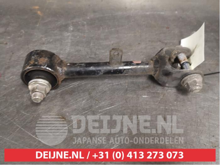 Lexus IS Draagarm rechts-achter O399908