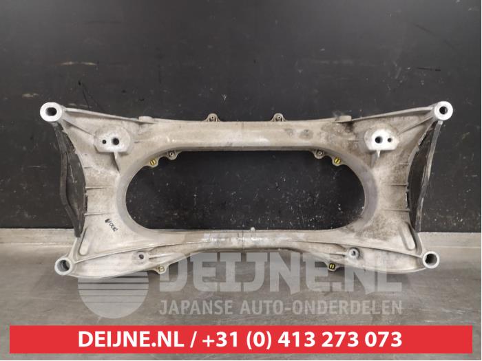 Gebruikte Subframe Lexus IS (E3) 300h 2.5 16V Prijs op aanvraag aangeboden door V.Deijne Jap.Auto-onderdelen BV