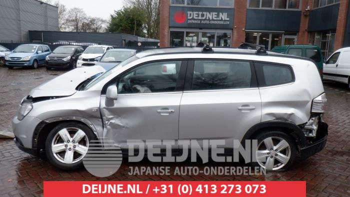 Chevrolet Orlando Portier 4Deurs links-achter O400002