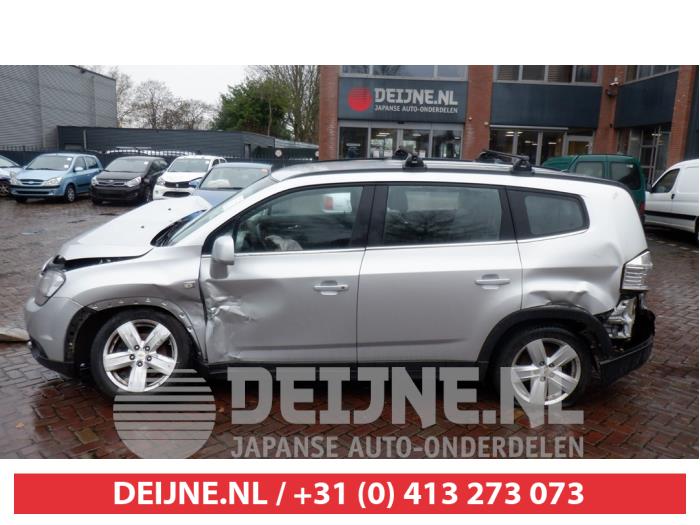 Chevrolet Orlando Portierruit 4Deurs links-achter O400005