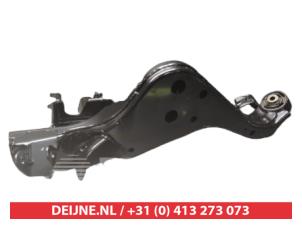 Nissan Qashqai Draagarm rechts-achter O9990007386 foto 4