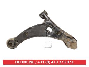 Toyota Avensis Querlenker unten links vorne O400097 foto 2