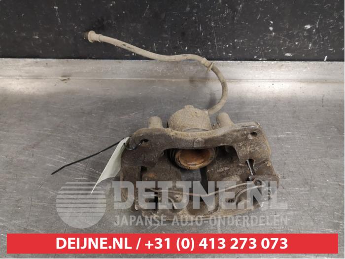 Toyota Avensis Remklauw (Tang) rechts-voor O400100