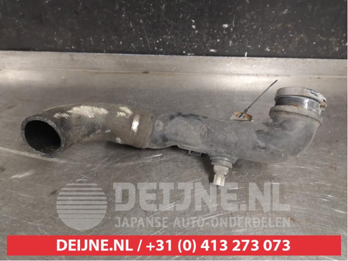 Gebruikte Intercooler Buis Toyota Verso 2.0 16V D-4D-F Prijs op aanvraag aangeboden door V.Deijne Jap.Auto-onderdelen BV