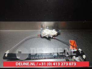 Nissan Micra Ruitmechaniek 2Deurs rechts-voor O276147 foto 2