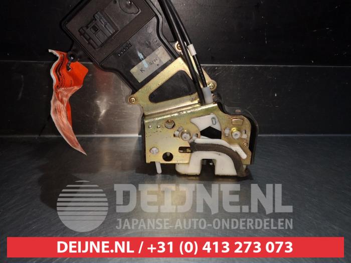 Mazda 6 Deurslot Mechaniek 4Deurs rechts-achter O281335