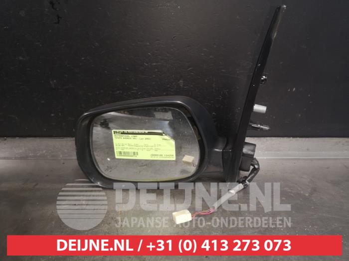 Toyota Avensis Verso Buitenspiegel links O400713