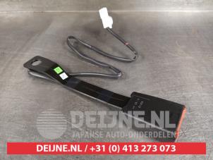 Nissan Pixo Sicherheitsgurt Schließe links vorne O9990007403 foto 2
