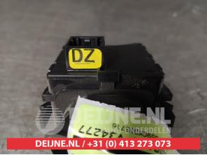 Chevrolet Orlando Ruitenwis Schakelaar O400768 foto 3