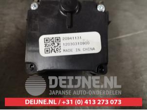 Chevrolet Orlando Ruitenwis Schakelaar O400768 foto 2