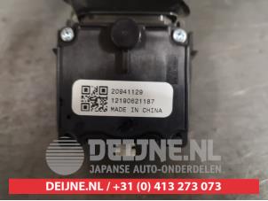 Chevrolet Orlando Indicator switch O400769 photo 2