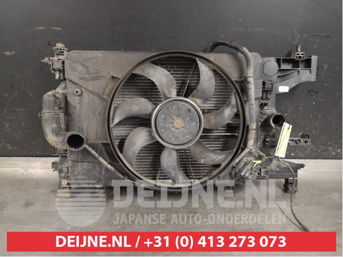 Gebruikte Radiateur Chevrolet Orlando (YYM/YYW) 1.8 16V VVT Prijs € 75,00 Margeregeling aangeboden door V.Deijne Jap.Auto-onderdelen BV