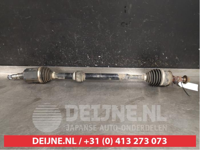 Chevrolet Orlando Front drive shaft, right O400817