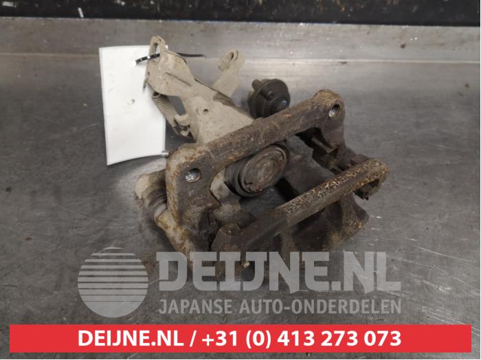 Chevrolet Orlando Rear brake calliper, right O400826