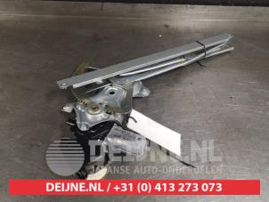 Toyota Avensis Window mechanism 4-door, front right O400803 foto 2
