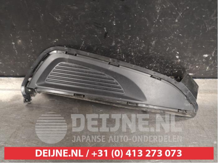 Hyundai Tucson Bumper Rooster O400847