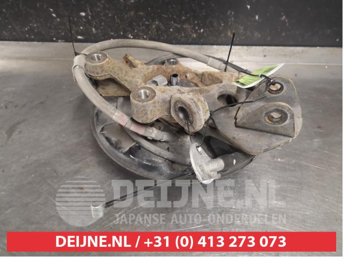 Toyota Rav-4 Fusee rechts-achter O400977