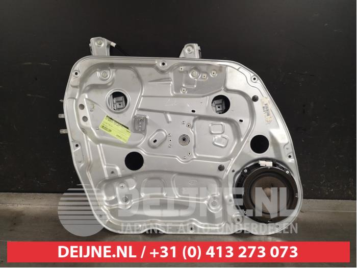 Kia Carens Ruitmechaniek 4Deurs links-voor O401017
