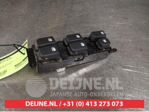 Kia Carens Combischakelaar ramen O401020 foto 2