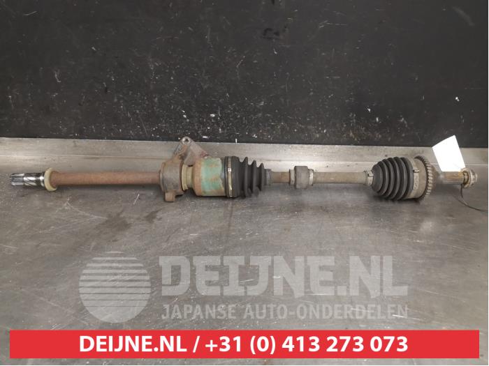 Gebruikte Steekas rechts-voor Mazda 6 Sport (GG14) 2.3i 16V S-VT Prijs € 50,00 Margeregeling aangeboden door V.Deijne Jap.Auto-onderdelen BV