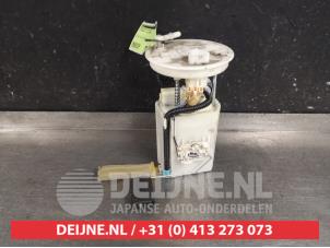 Gebruikte Tank element Pomp Kia Carens III (FG) 2.0i CVVT 16V Prijs € 40,00 Margeregeling aangeboden door V.Deijne Jap.Auto-onderdelen BV
