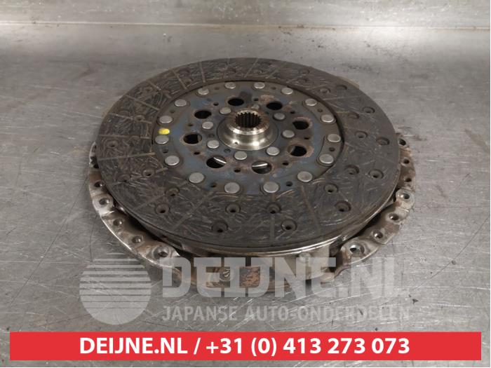 Gebruikte Koppelingsset (compleet) Kia Pro cee'd (JDB3) 1.6 GT 16V Prijs € 50,00 Margeregeling aangeboden door V.Deijne Jap.Auto-onderdelen BV