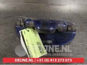 Nissan Micra Tailgate handle O401132 photo 2