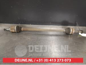 Gebruikte Steekas links-achter Toyota RAV4 (A4) 2.0 D-4D 16V 4x4 Prijs € 75,00 Margeregeling aangeboden door V.Deijne Jap.Auto-onderdelen BV