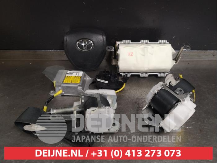 Toyota Rav-4 Airbag Set+Module O401740