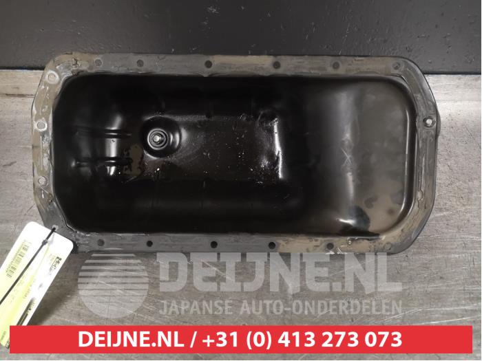 Gebruikte Carterpan Mazda 3 Sport (BL14/BLA4/BLB4) Prijs € 35,00 Margeregeling aangeboden door V.Deijne Jap.Auto-onderdelen BV