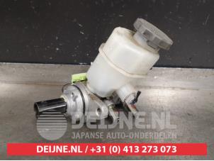 Suzuki Jimny Master cylinder O402038 photo 2