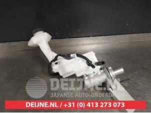 Nissan Qashqai Hoofdremcilinder O402181 foto 2