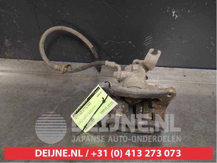 Toyota Avensis Remklauw (Tang) rechts-achter O402798