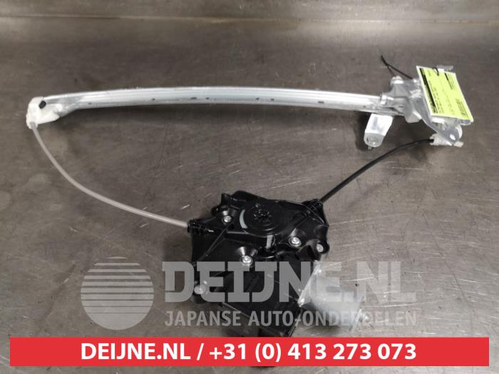 Toyota Rav-4 Fenstermechanik 4-türig rechts hinten O402848