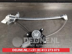 Toyota Rav-4 Ruitmechaniek 4Deurs rechts-achter O402848 foto 2